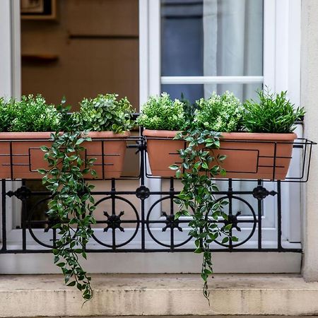 Montmartre Apartments Chagall Paris Ngoại thất bức ảnh
